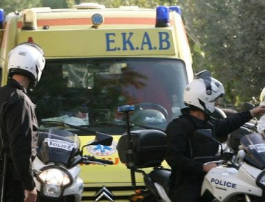 Αναποδογύρισε Ι.Χ στην Πειραιώς - Από θαύμα γλίτωσε η οδηγός